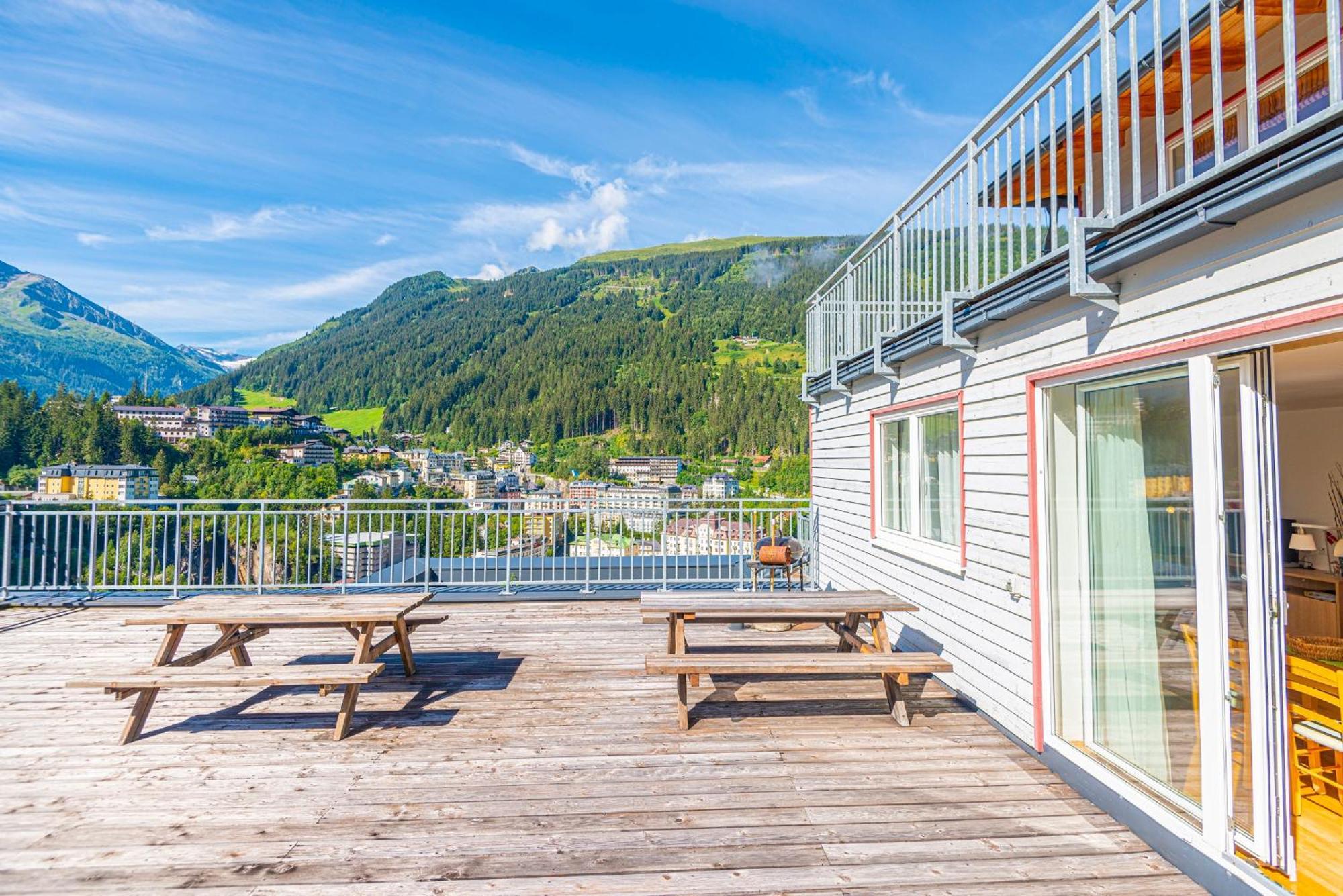 Panorama Spa Lodges Das.Schiller Bad Gastein Eksteriør billede