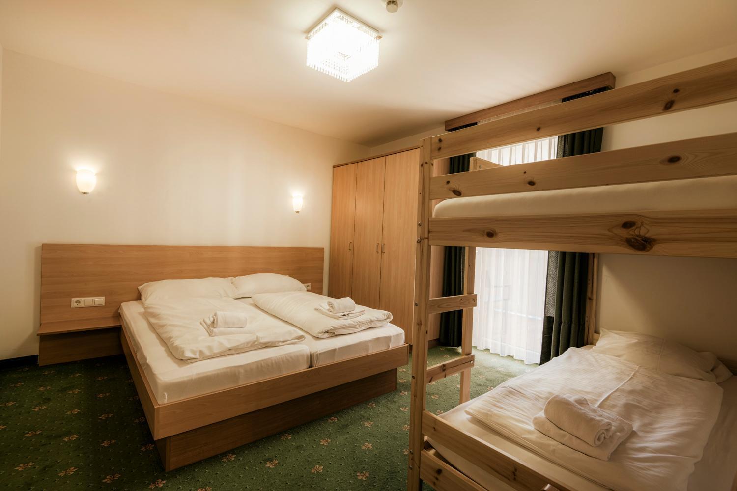 Panorama Spa Lodges Das.Schiller Bad Gastein Eksteriør billede